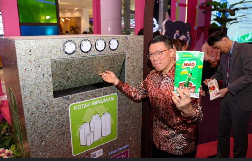 佳节300执法员监督道路清洁·倪可敏:迄今捕1054名垃圾虫